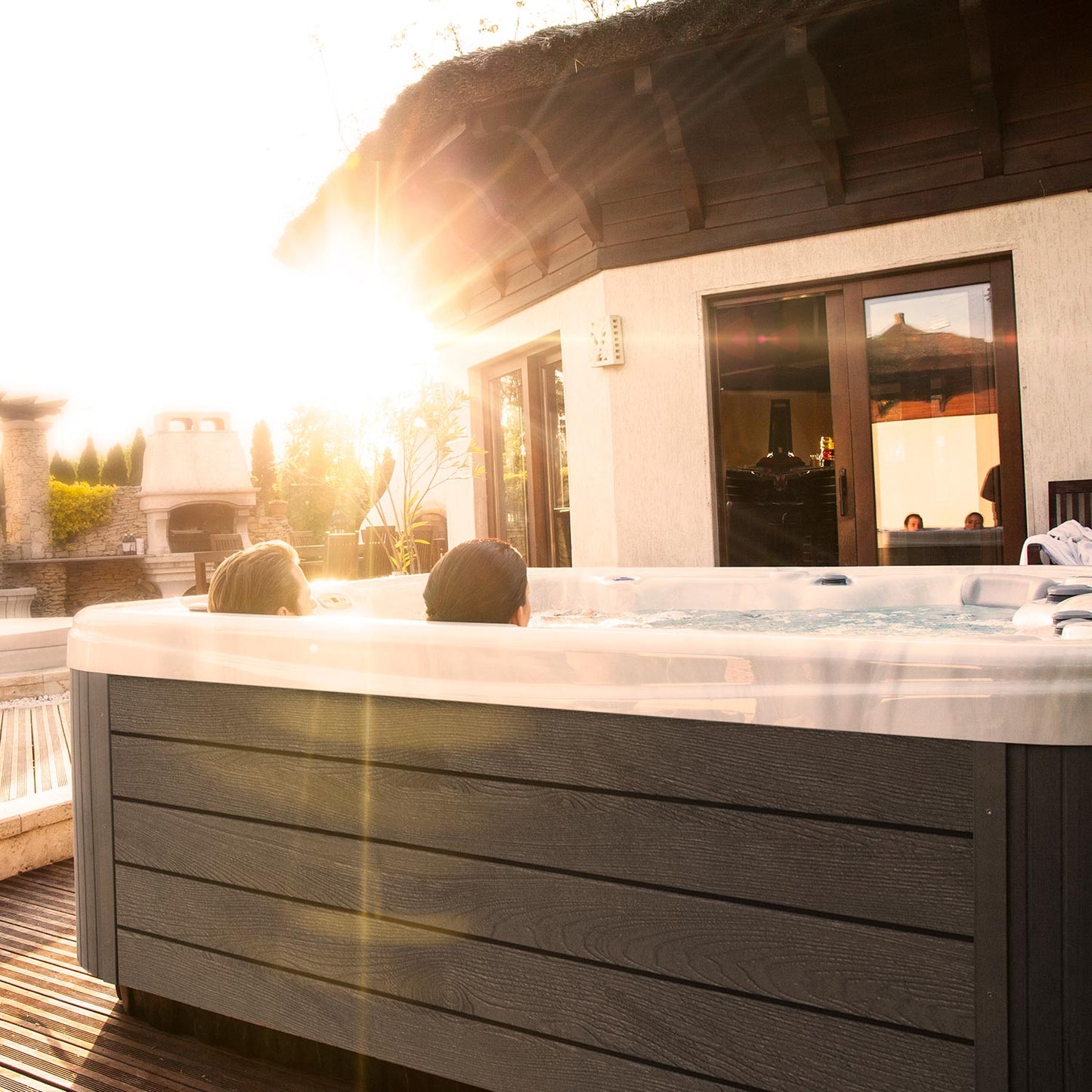 Milano Life P&P Scandi Hot Tub