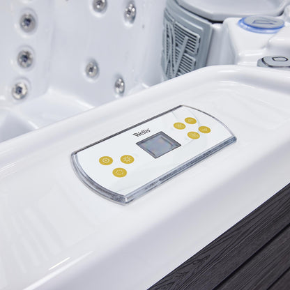 Prague Life Hot Tub