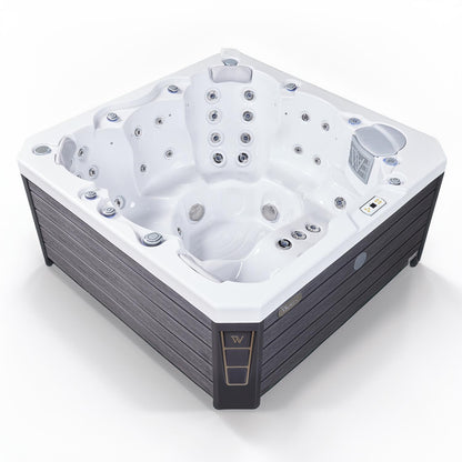 Prague Life Hot Tub