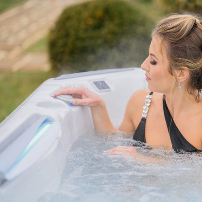 Kilimanjaro Life Hot Tub - Deluxe