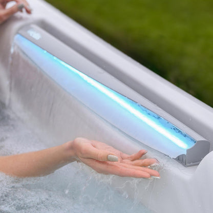 Kilimanjaro Life Hot Tub - Deluxe