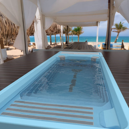 Beach Club Deluxe