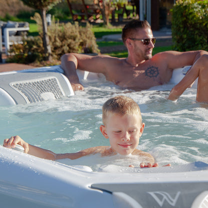 Elbrus Life Hot Tub - Premium