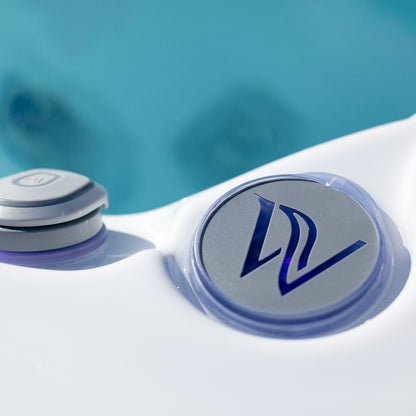 Elbrus Life Hot Tub - Deluxe