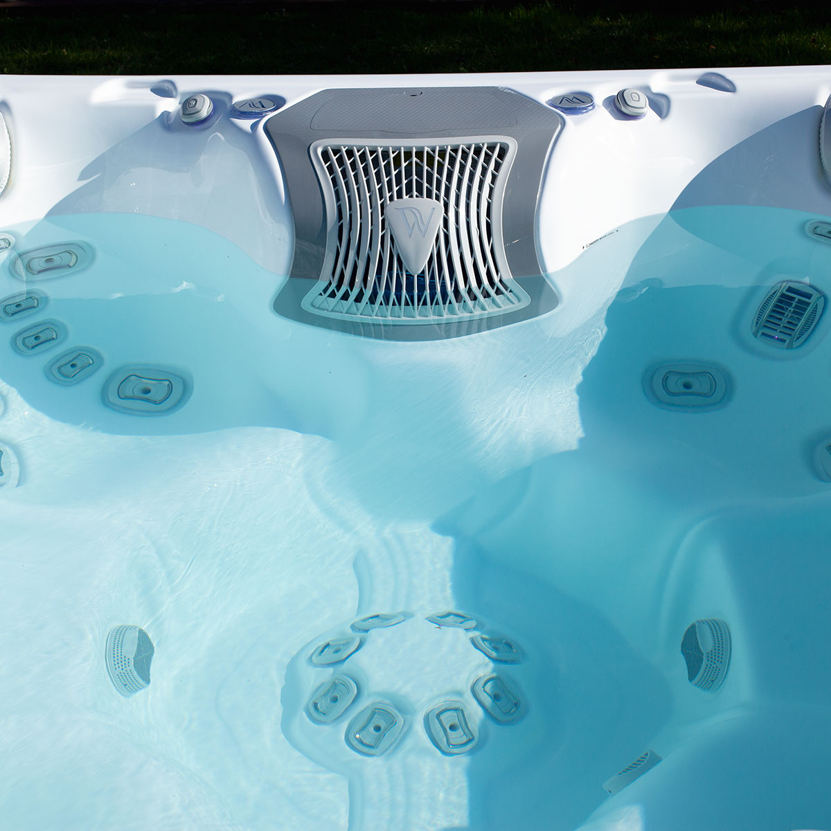 Elbrus Life Hot Tub - Premium
